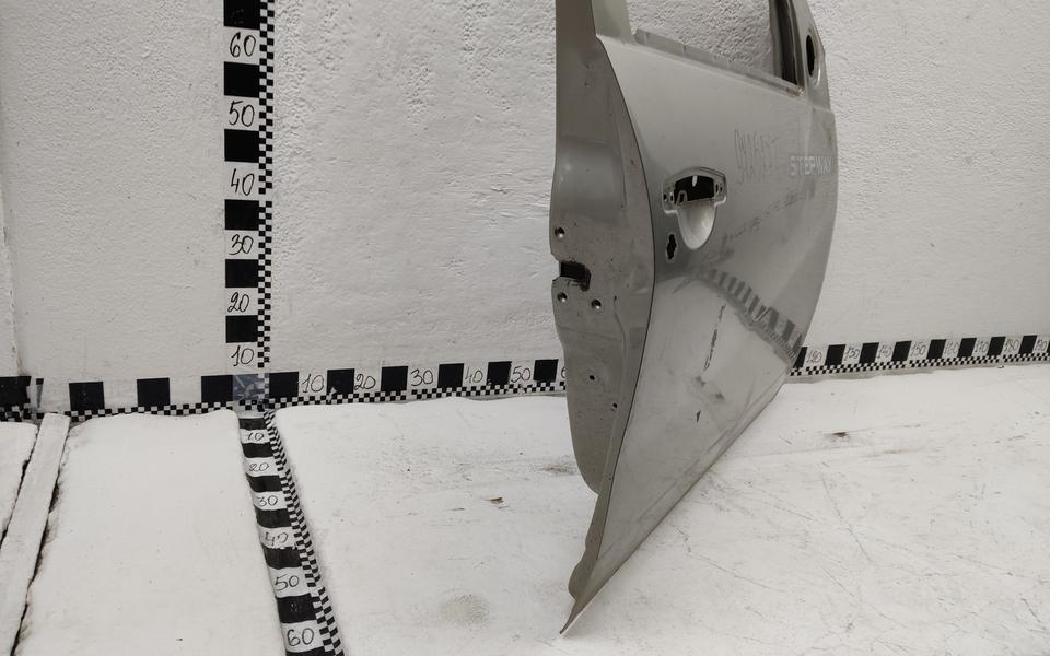 Дверь передняя правая Renault Duster 1 / Sandero 1 Stepway