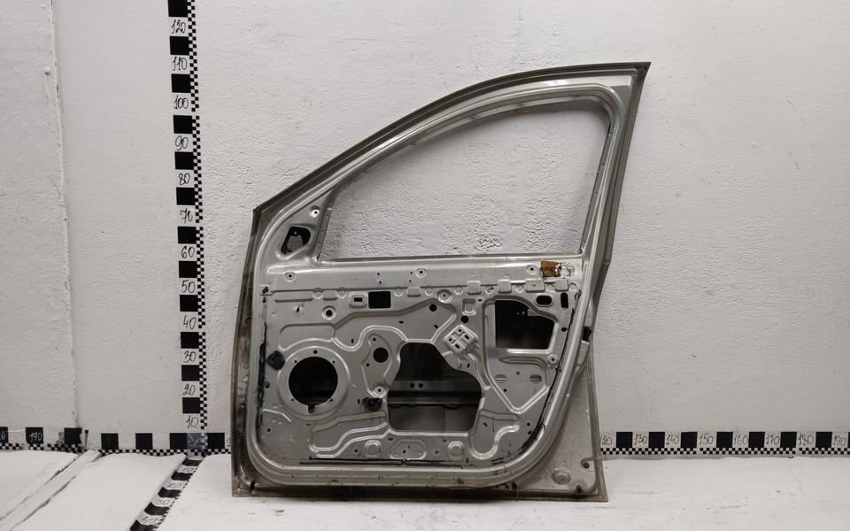 Дверь передняя правая Renault Duster 1 / Sandero 1 Stepway