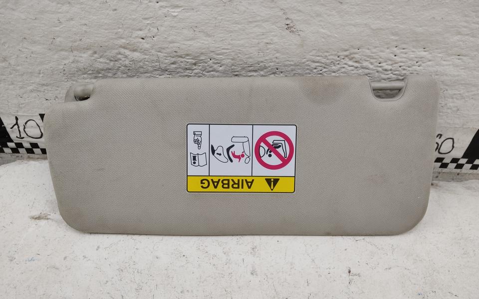 Козырек солнцезащитный правый Kia K5 3