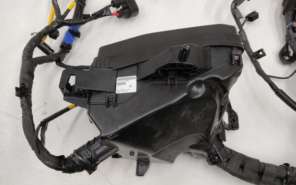 Проводка моторного отсека Kia K5 3