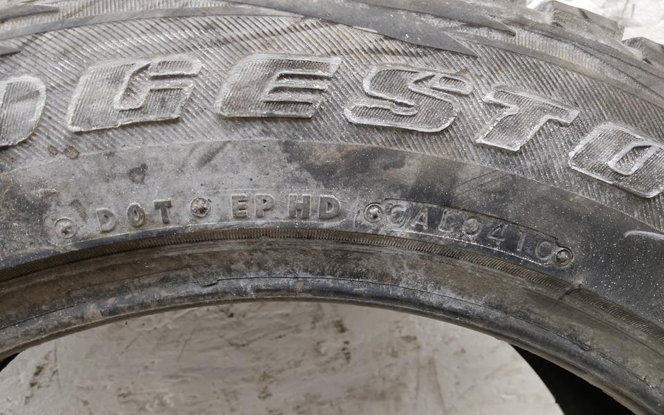 Шина зимняя не шипованная Bridgestone Blizzak DM-V1 255/60 R18 100R