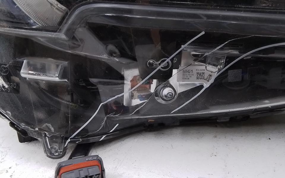 Фара передняя правая Mazda CX-5 2 LED адаптив