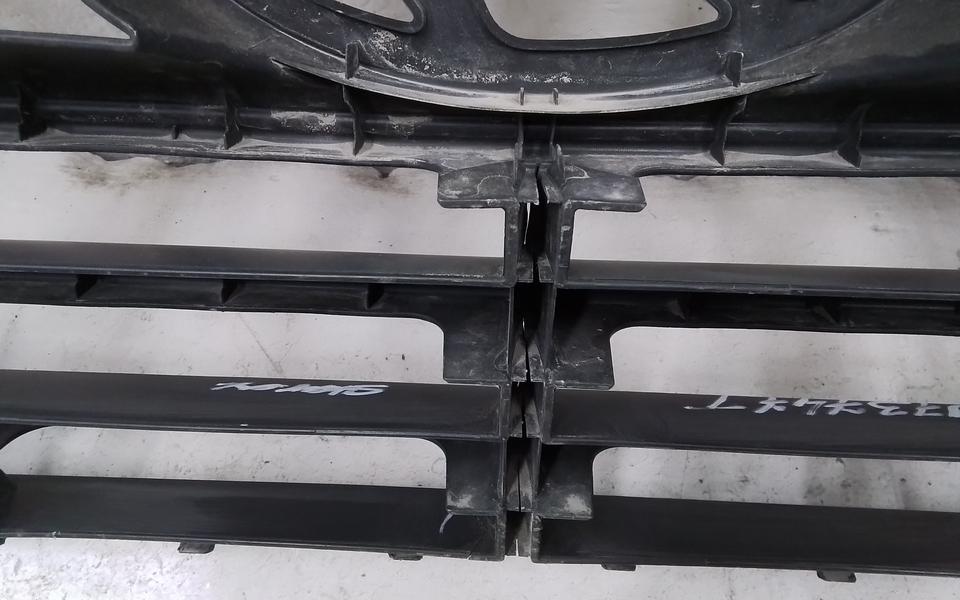 Решетка радиатора Hyundai H1 Grand Starex Restail 2