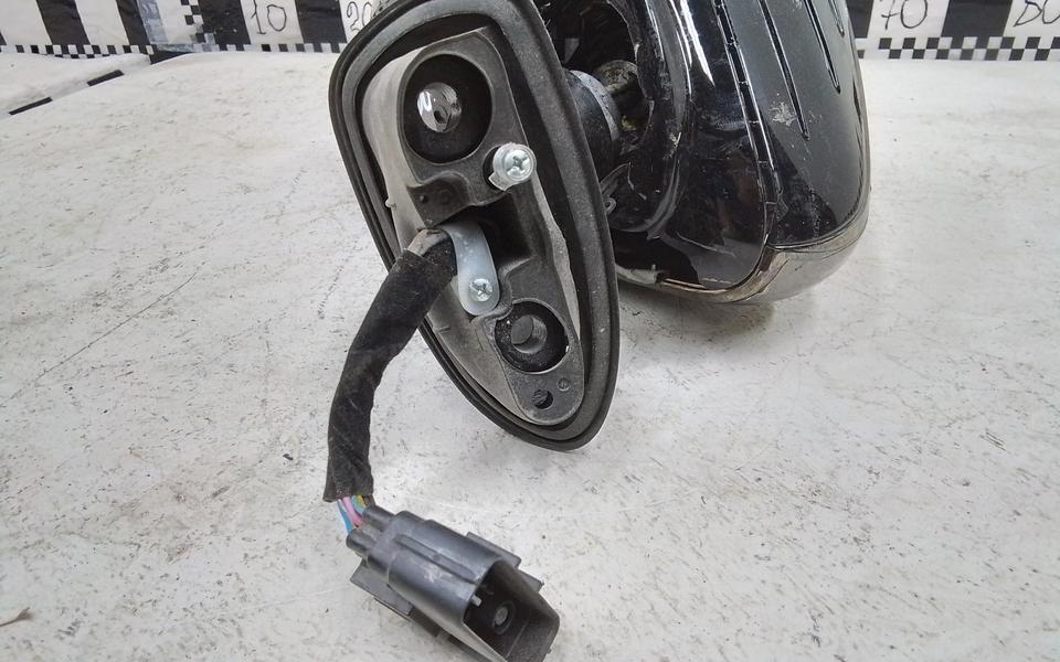 Зеркало левое Kia Stinger 1 8+1 контактов