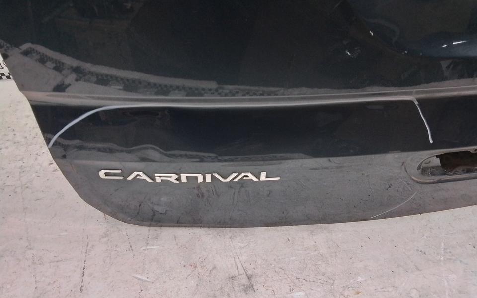 Крышка багажника Kia Carnival 4
