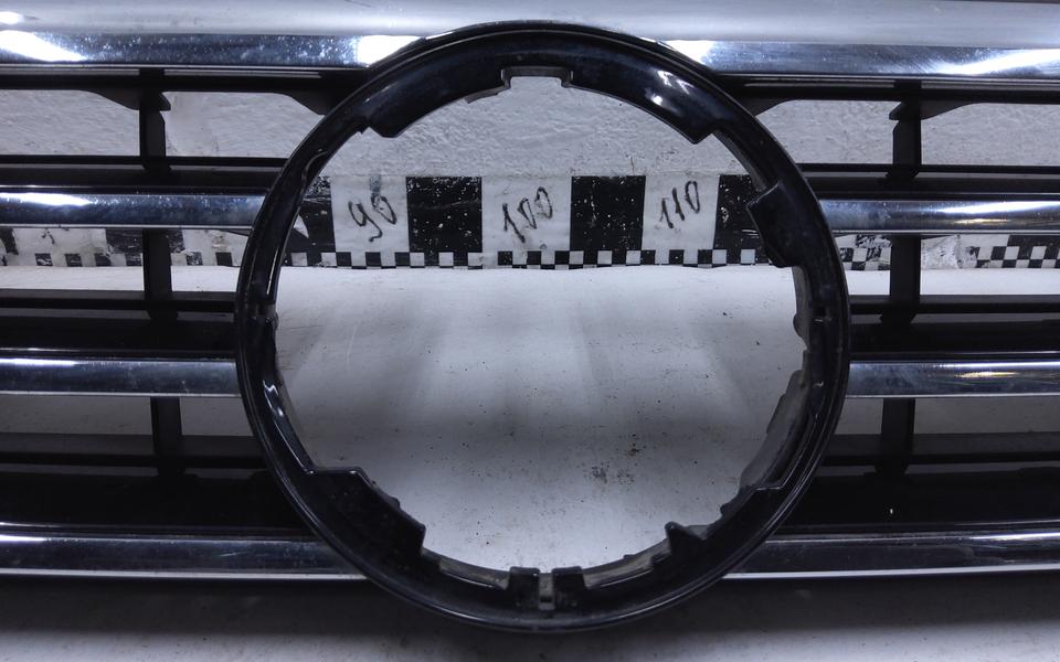 Решётка радиатора Volkswagen Passat B8