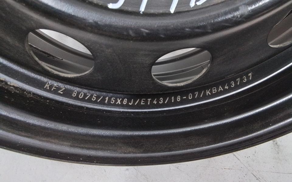 Диск колеса штампованный Kia Cerato 3 R15 "Kfz"