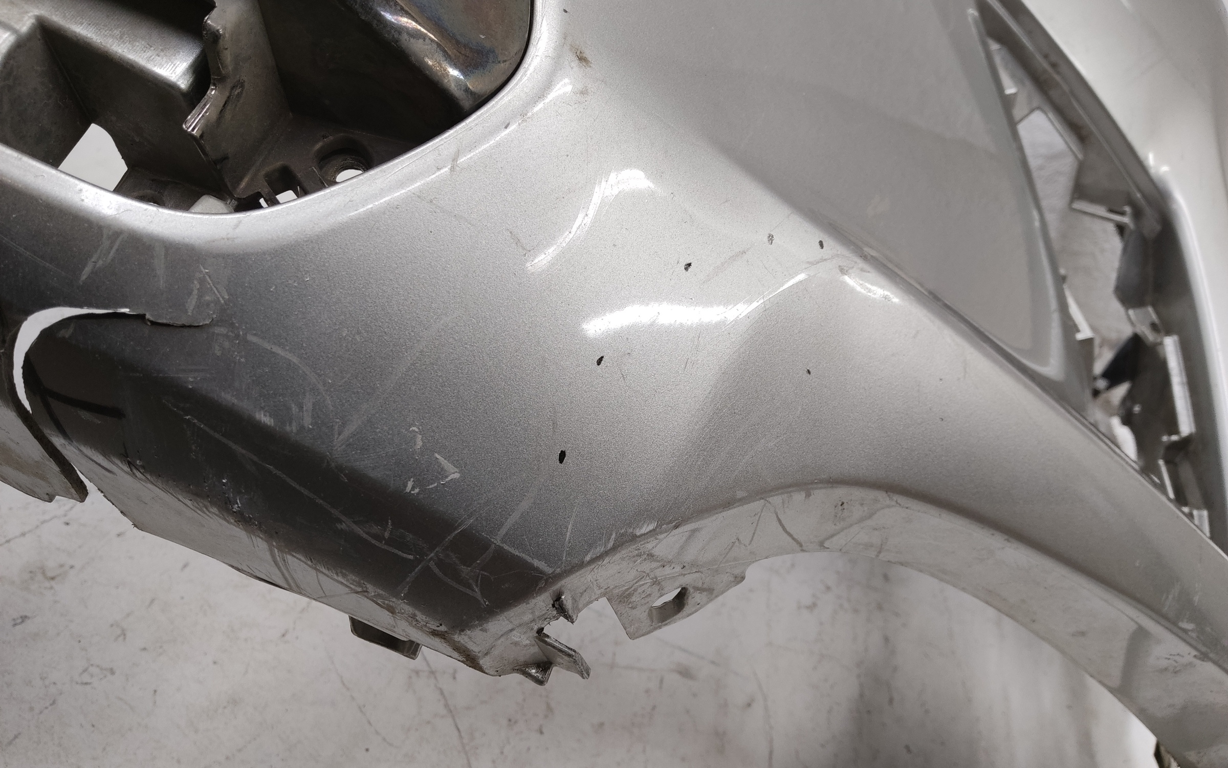 Бампер передний Lexus NX Restail