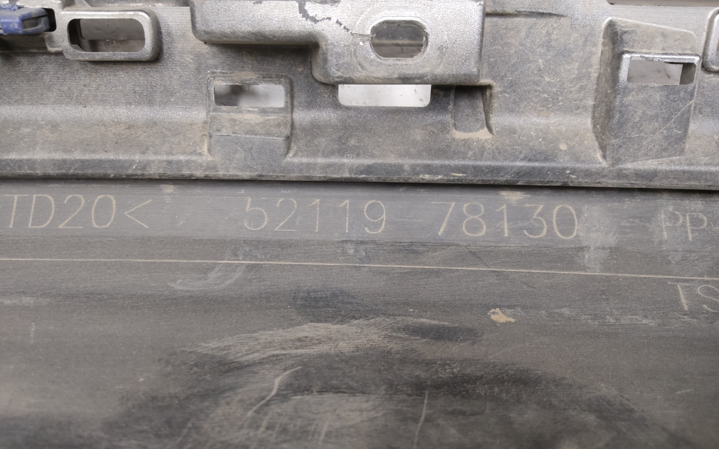 Бампер передний Lexus NX Restail