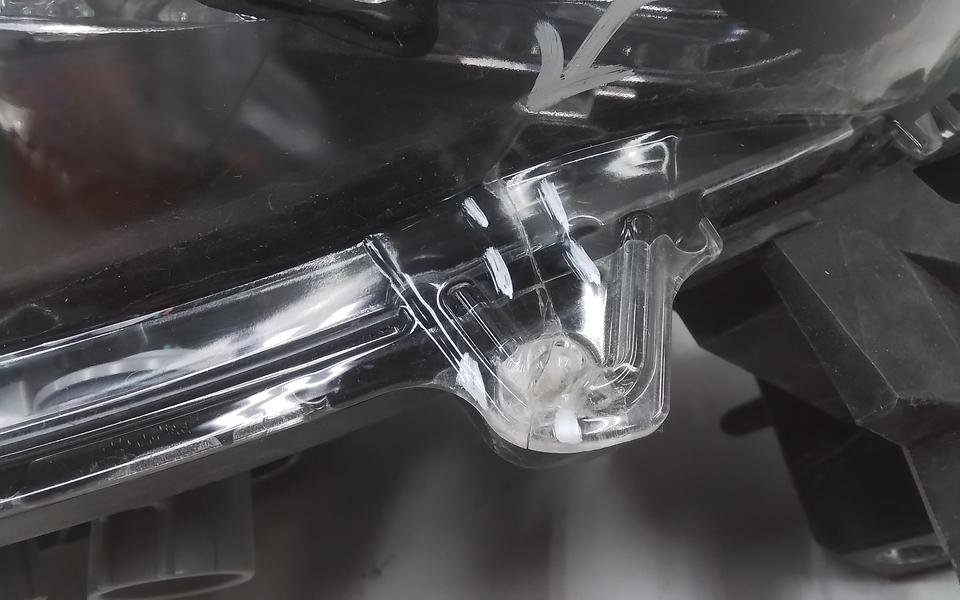 Фара передняя правая Mazda CX-5 2 LED адаптив