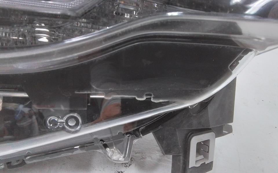 Фара передняя правая Mazda CX-5 2 LED адаптив