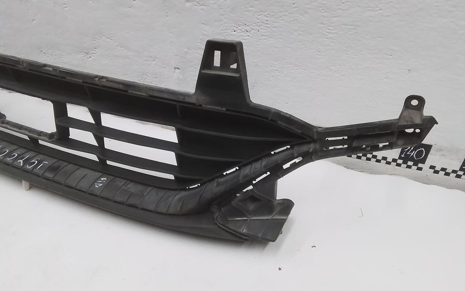 Решётка переднего бампера Kia K5 3 GT под радар