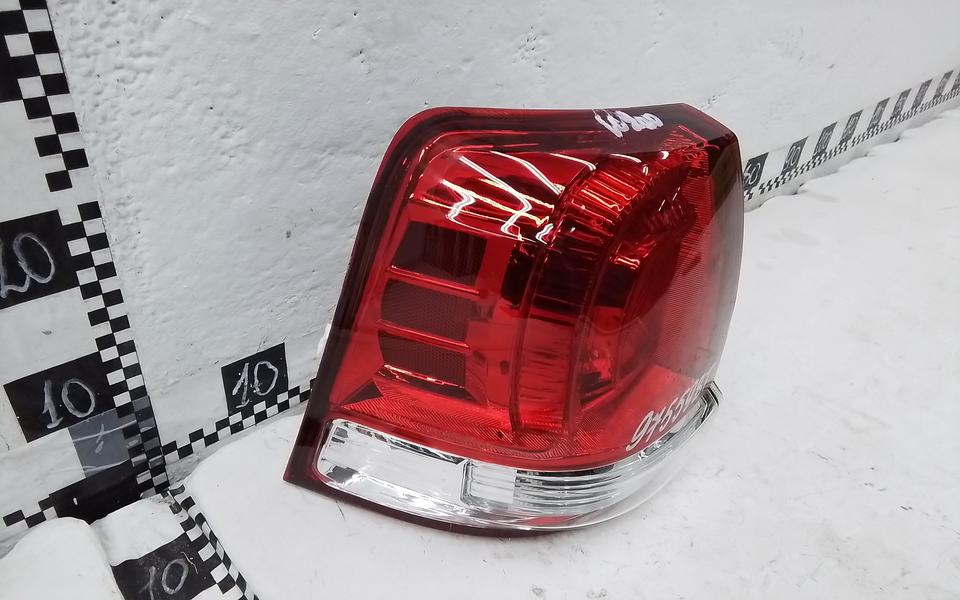 Фонарь задний левый наружный Toyota Land Cruiser 200 LED "Sat"
