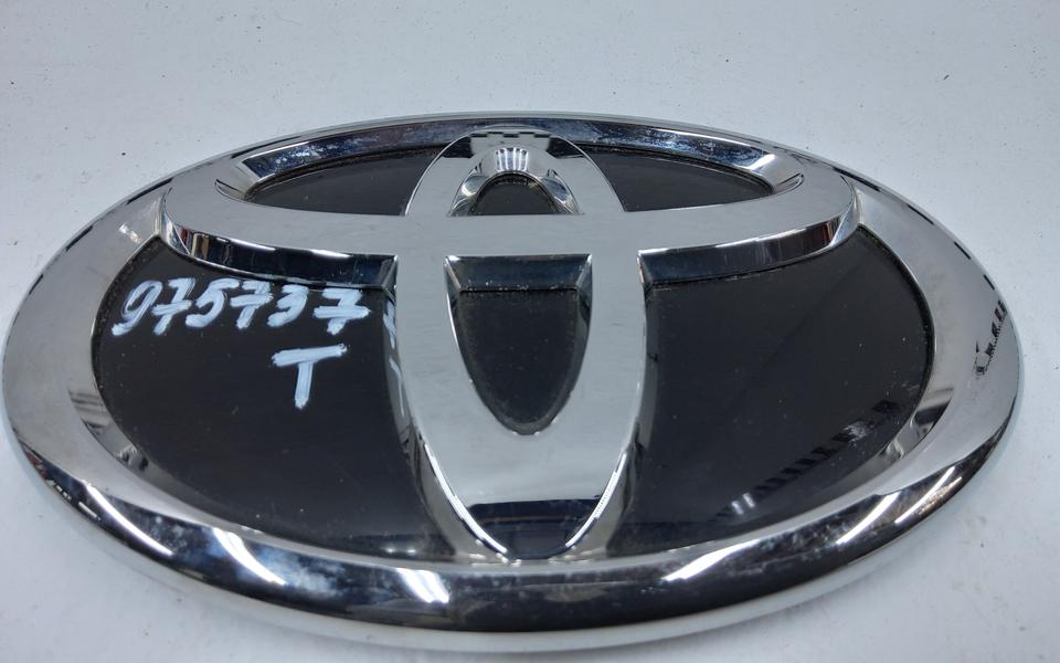 Эмблема крышки багажника Toyota Land Cruiser Prado 150 Restail 2