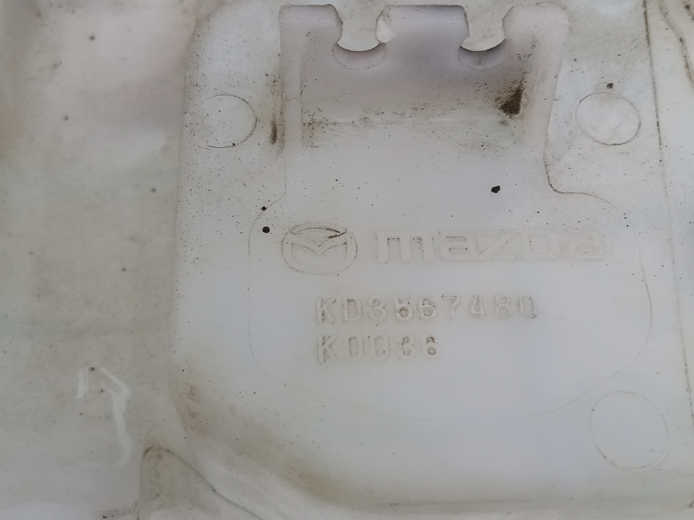 Бачок омывателя Mazda CX-5
