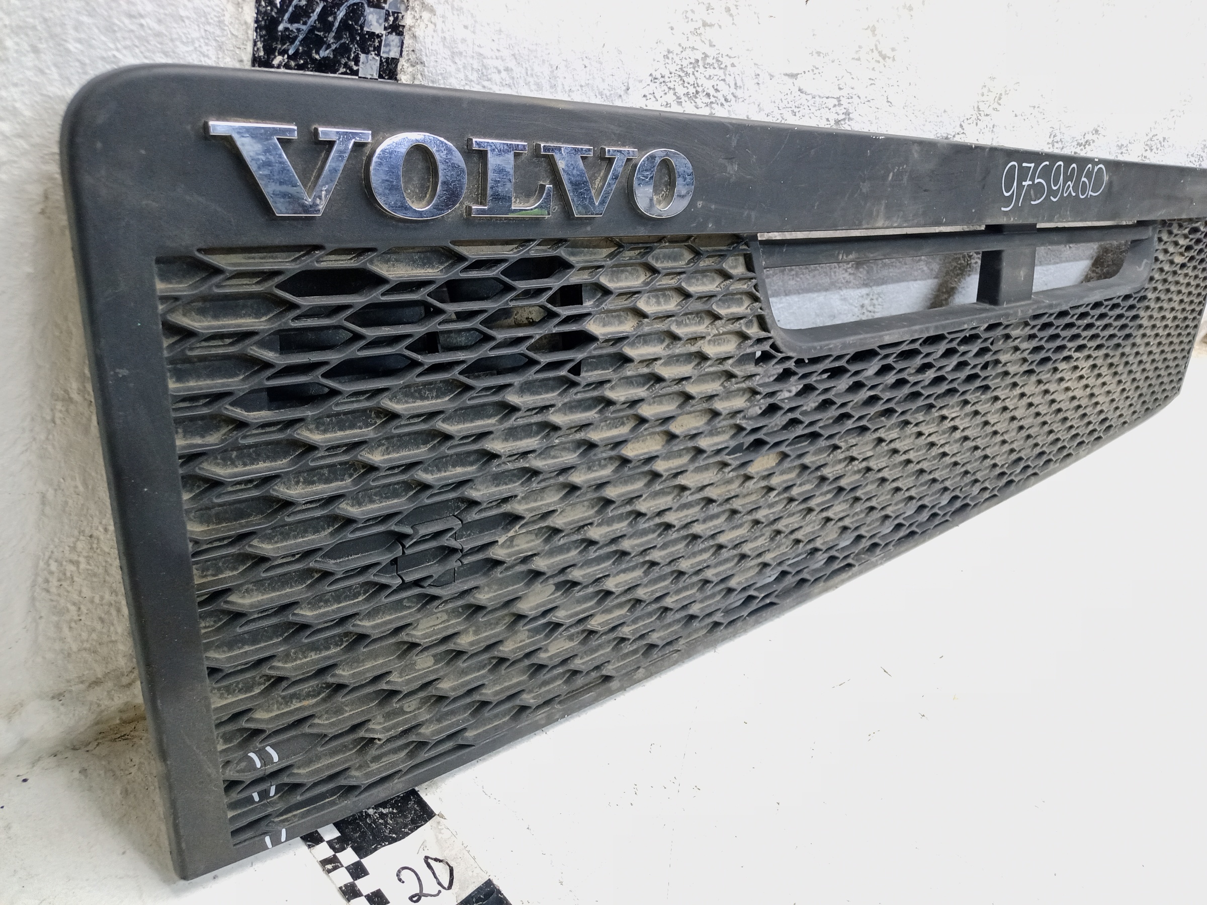 Решётка радиатора Volvo FH 4