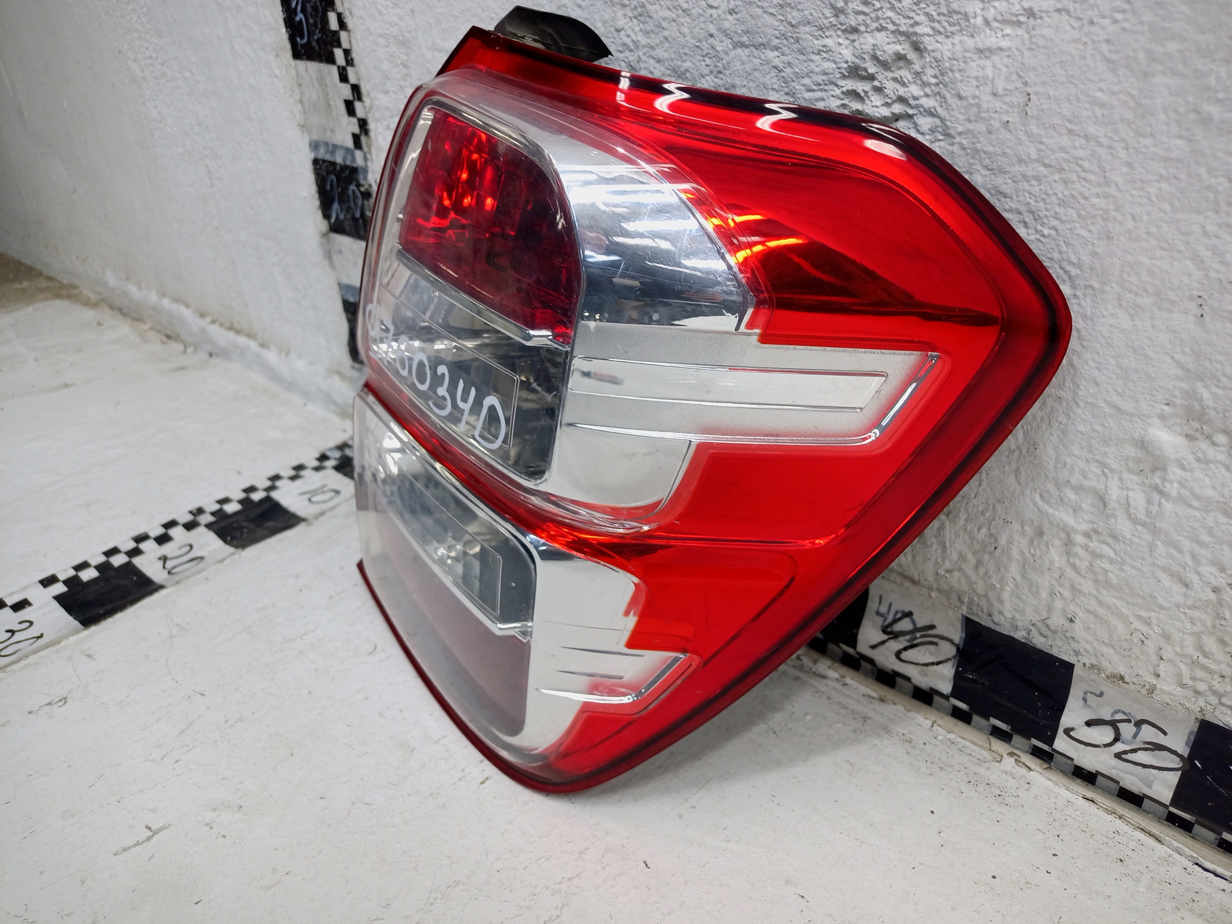 Фонарь задний правый Chevrolet Cobalt