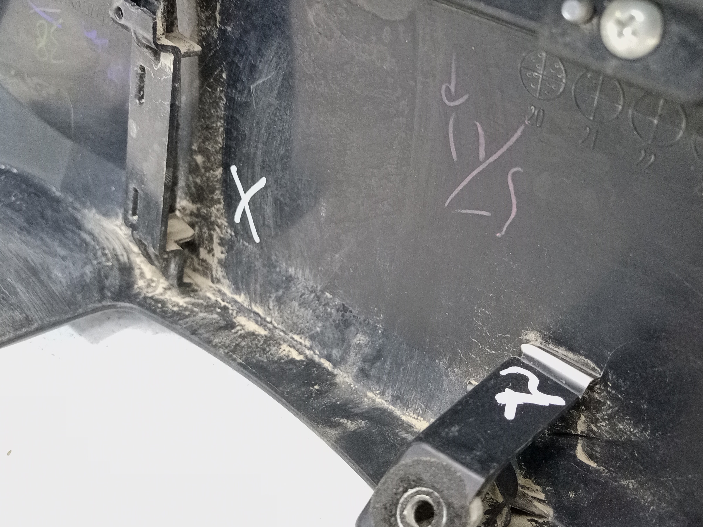 Накладка крышки багажника Mitsubishi Outlander 3 Restail 2