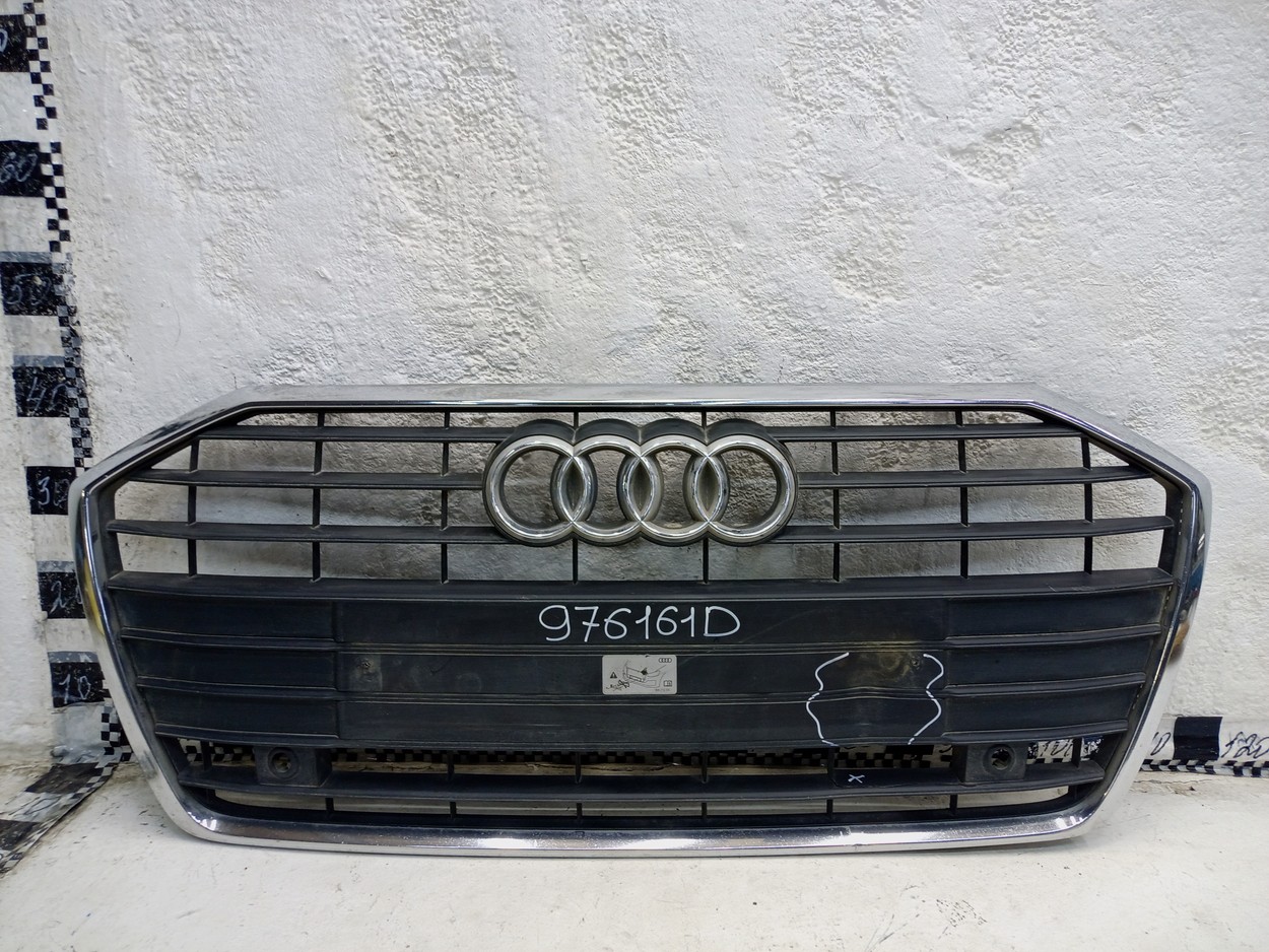 Решётка радиатора Audi A6 C8