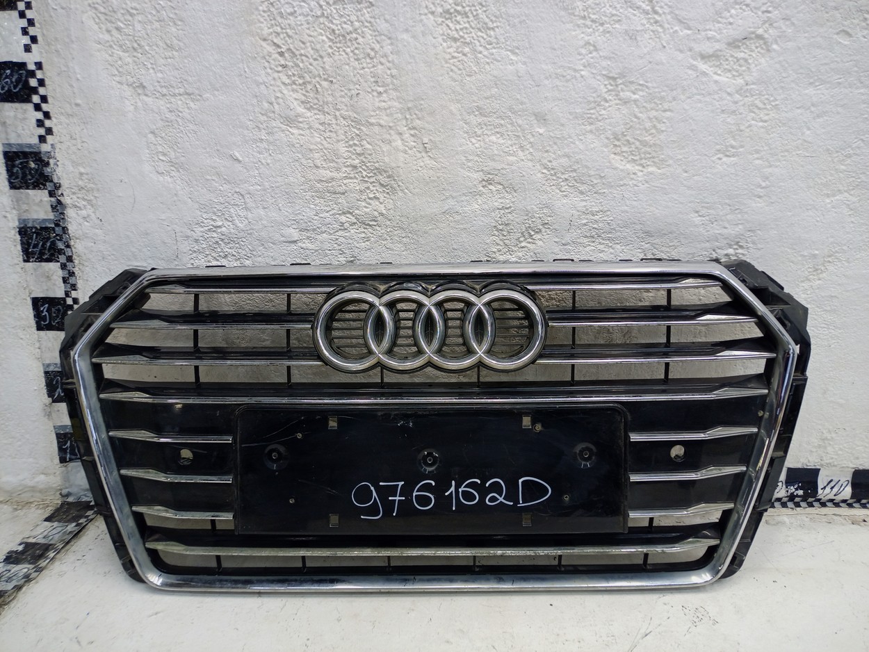 Решетка радиатора Audi A4 B9 China
