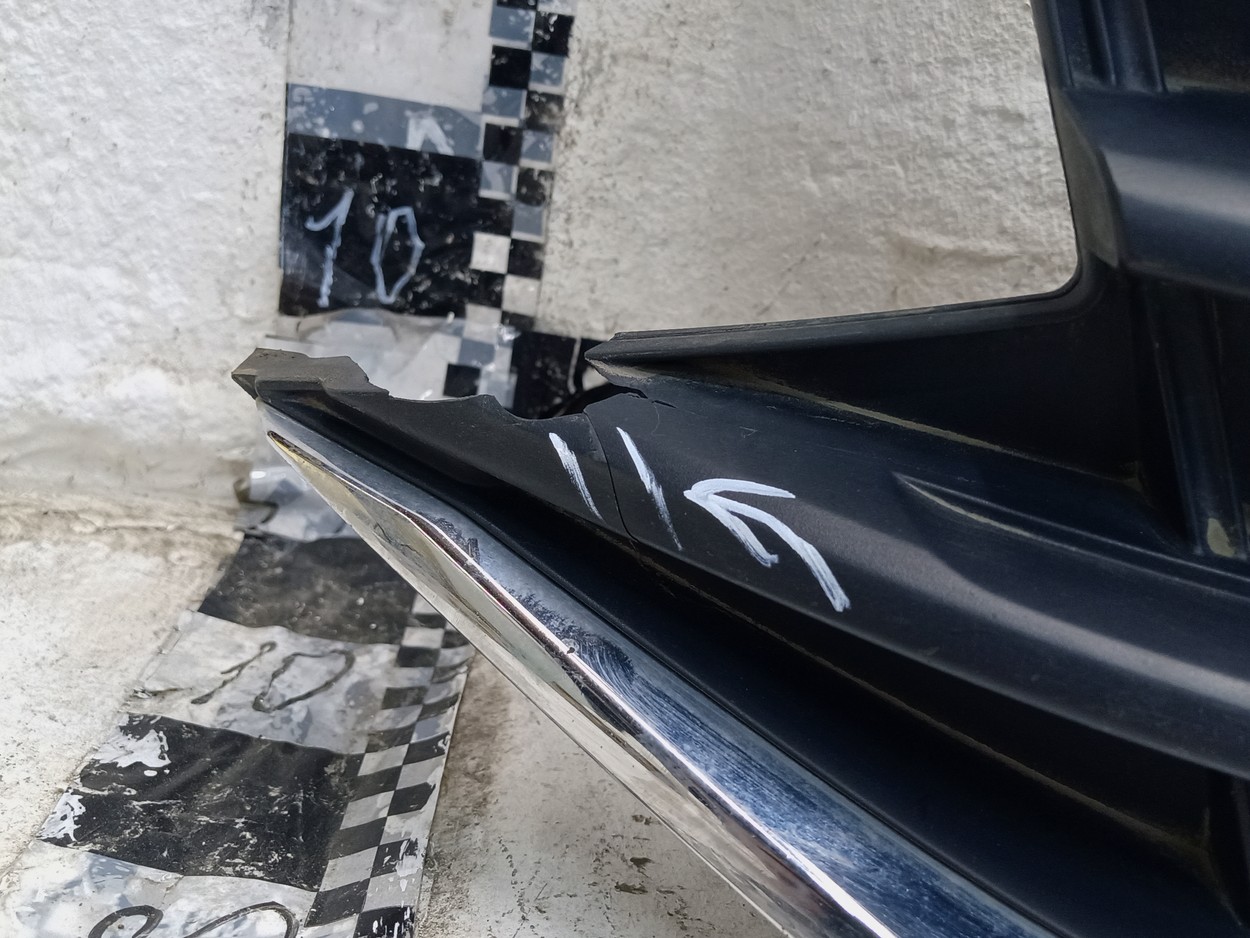 Решетка радиатора Volkswagen Tiguan 2 Restail