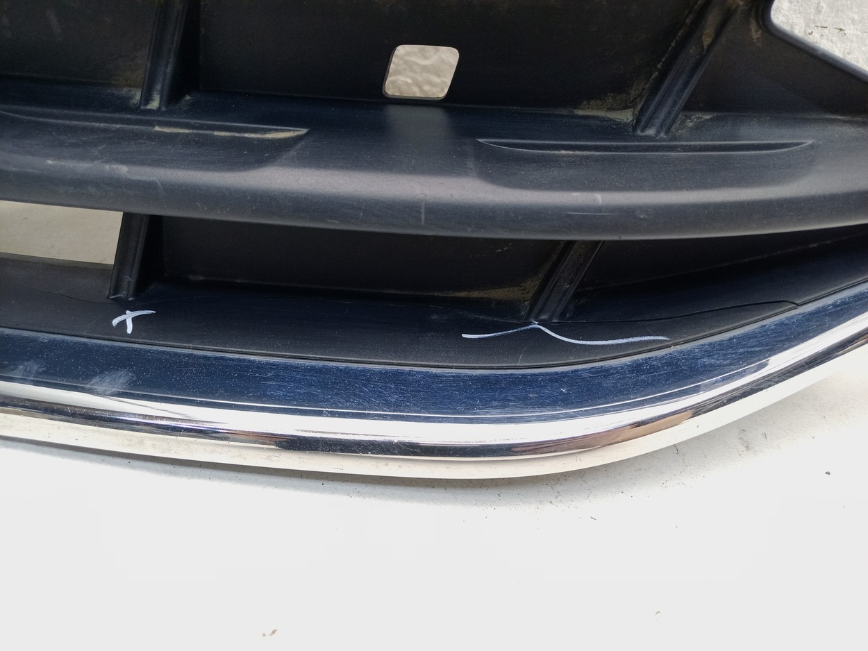Решетка радиатора Volkswagen Tiguan 2 Restail