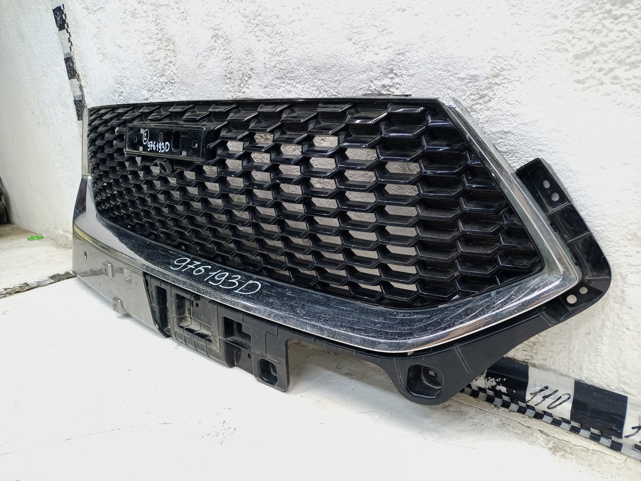 Решетка радиатора Haval F7