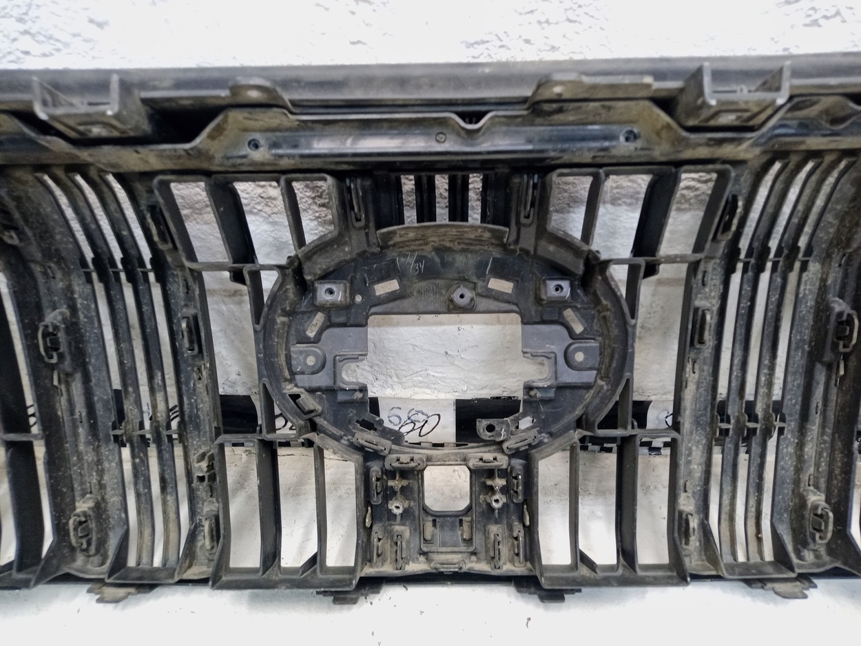 Решётка радиатора Toyota Land Cruiser Prado 150 Restail 3 Black Onyx