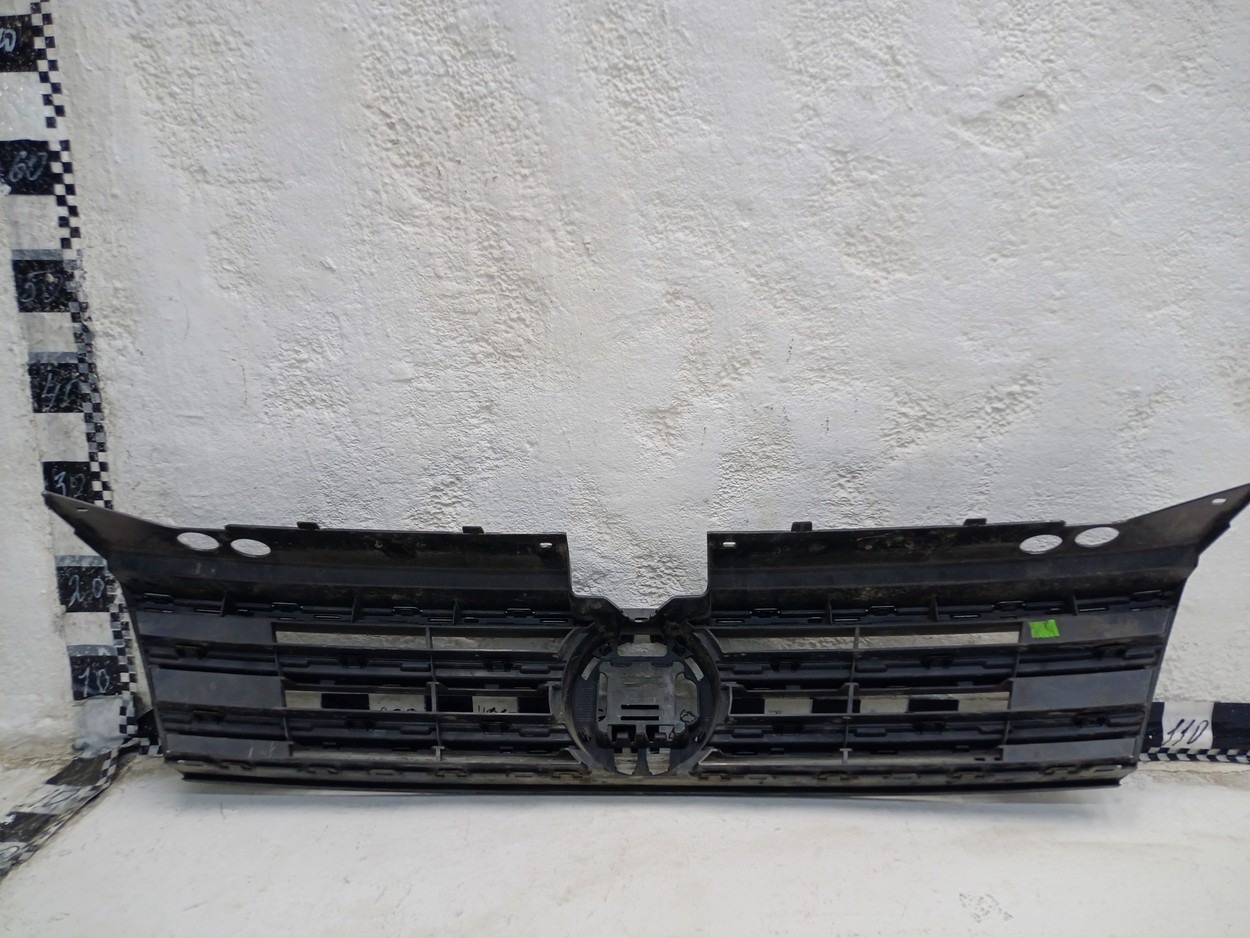 Решетка радиатора Volkswagen Tiguan 2