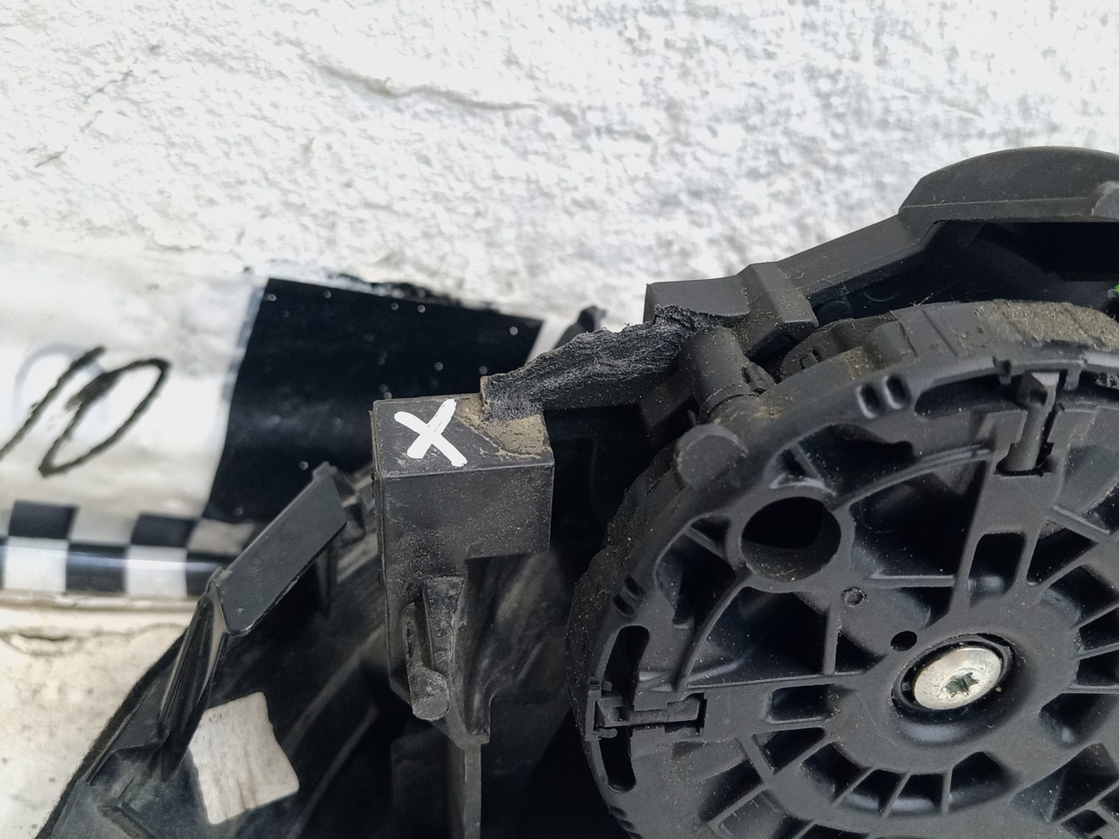 Зеркало левое Volvo XC40 13 контрактов
