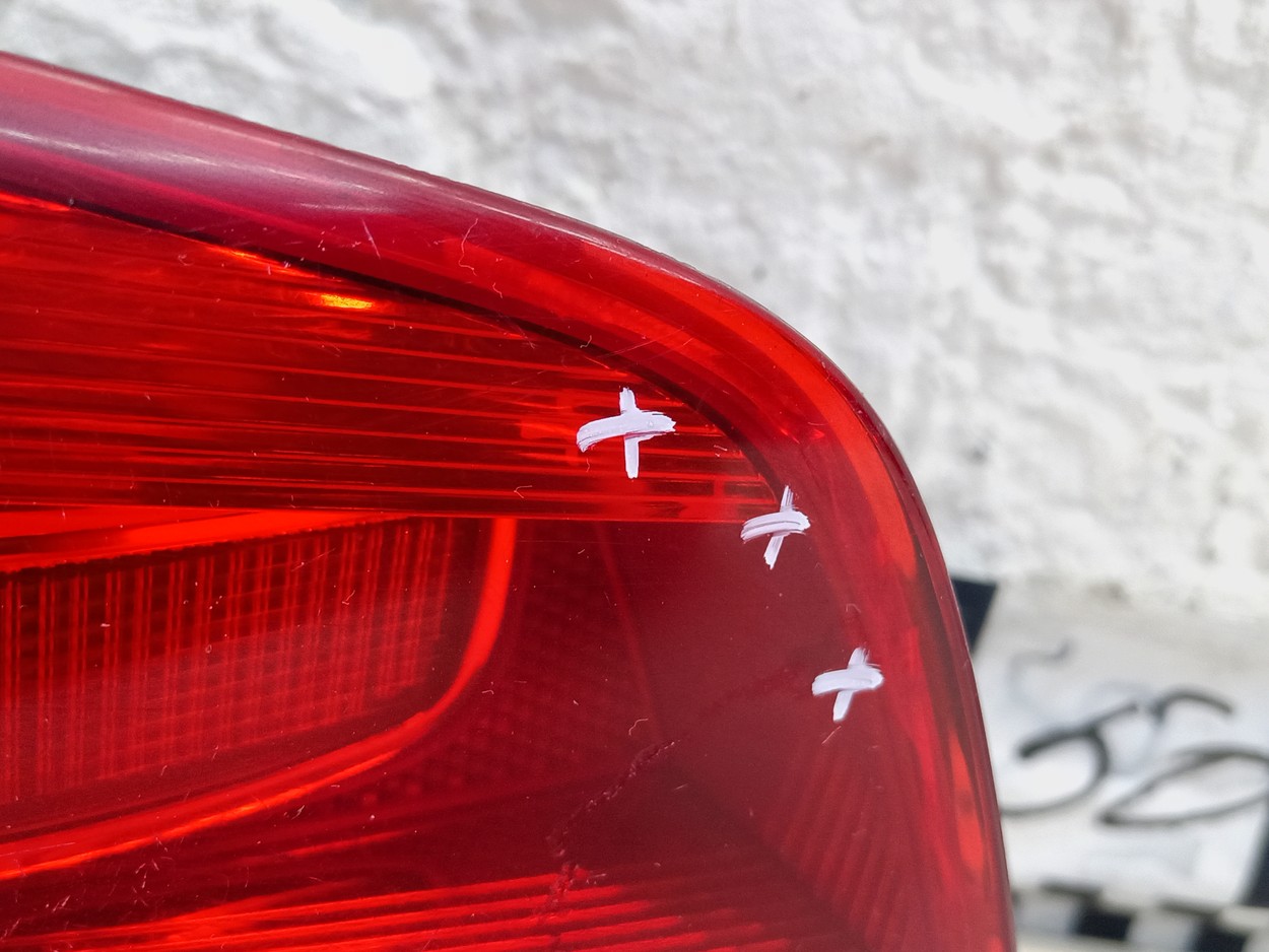 Фонарь задний левый внутренний Volkswagen Tiguan Restail