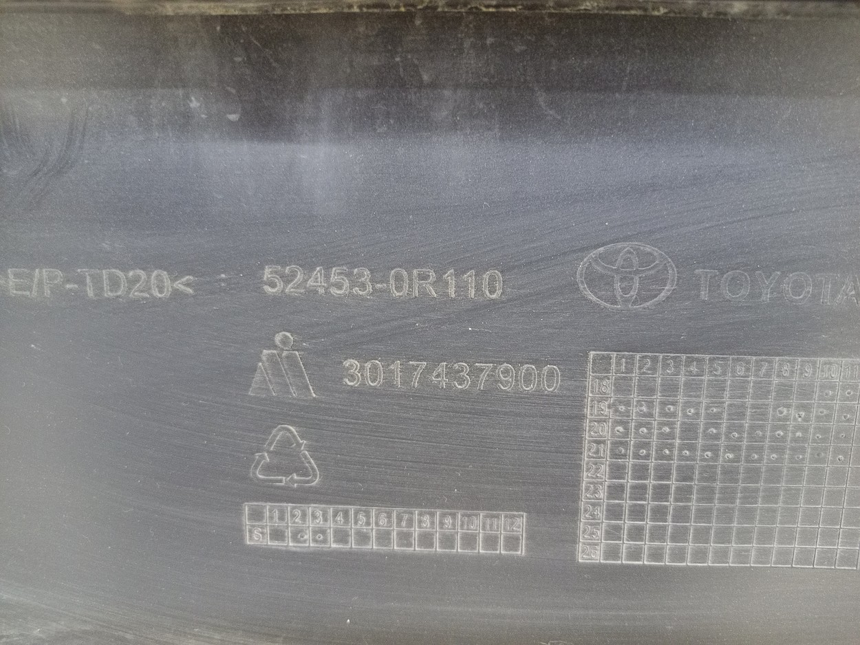 Бампер задний Toyota RAV4 XA50