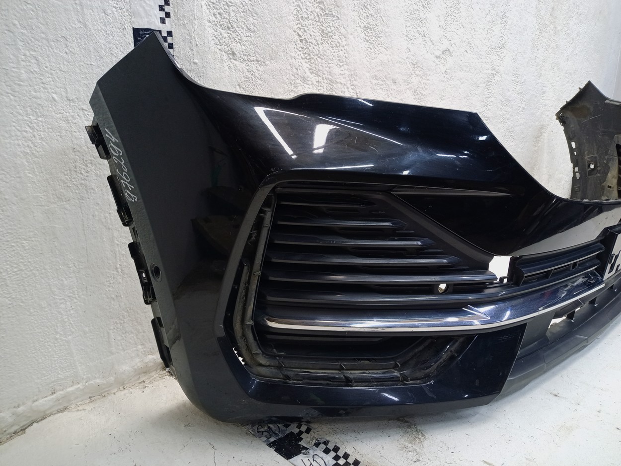 Бампер передний Geely Monjaro