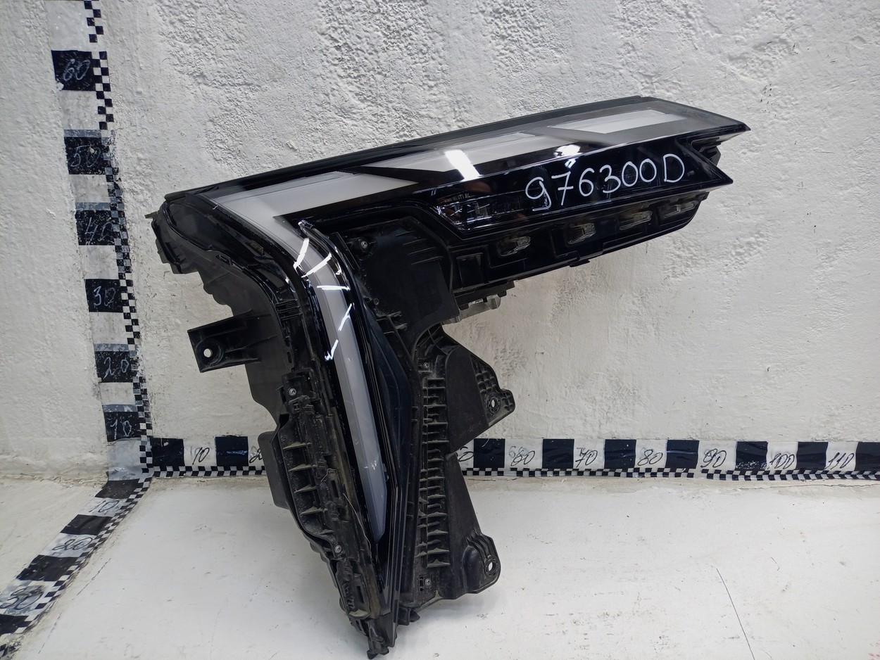 Фара передняя правая Geely Atlas 2 LED