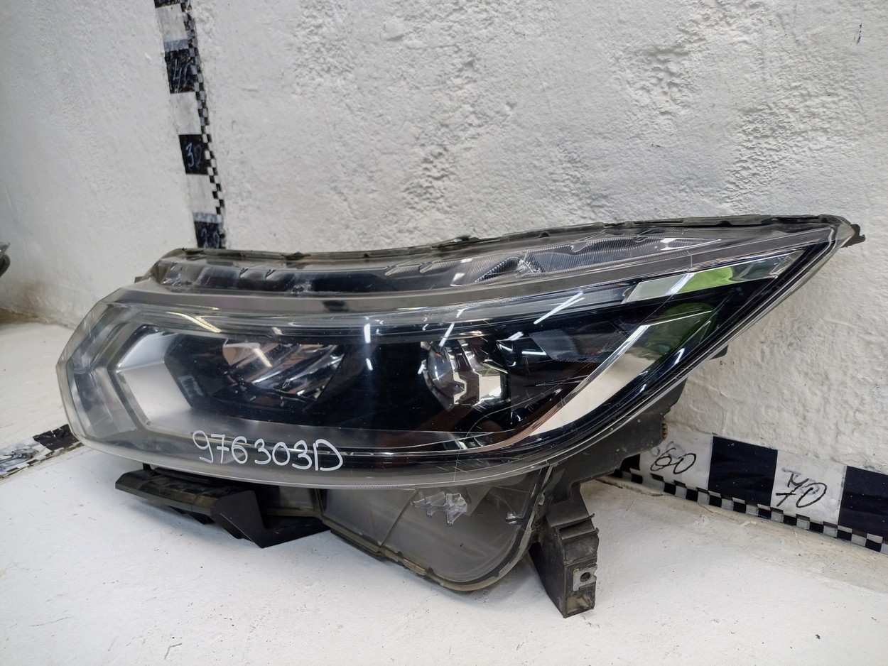 Фара передняя левая Nissan Qashqai 2 Restail LED