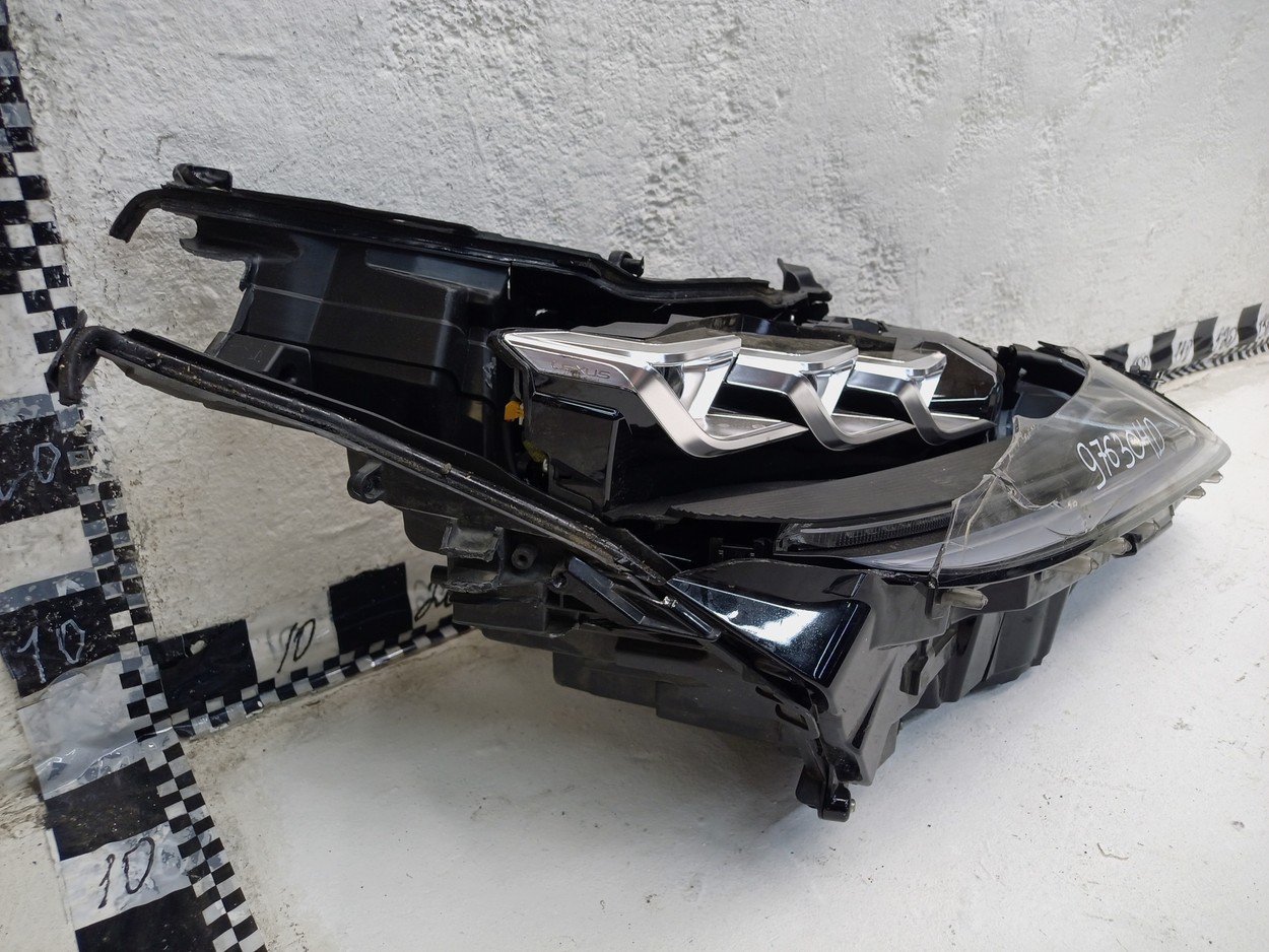 Фара передняя правая Lexus RX 4 Restail LED линза