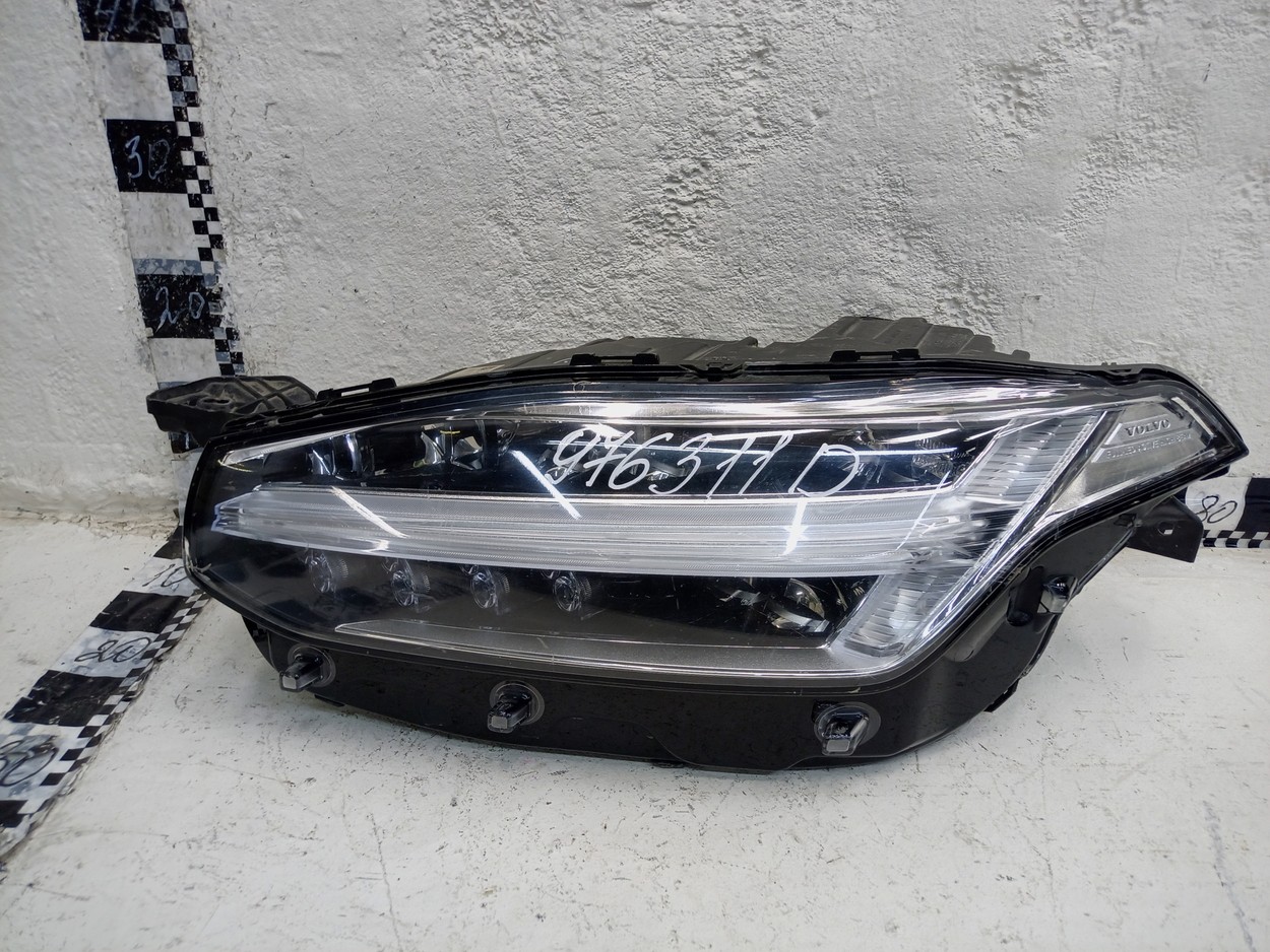 Фара передняя левая Volvo XC90 2 Full LED
