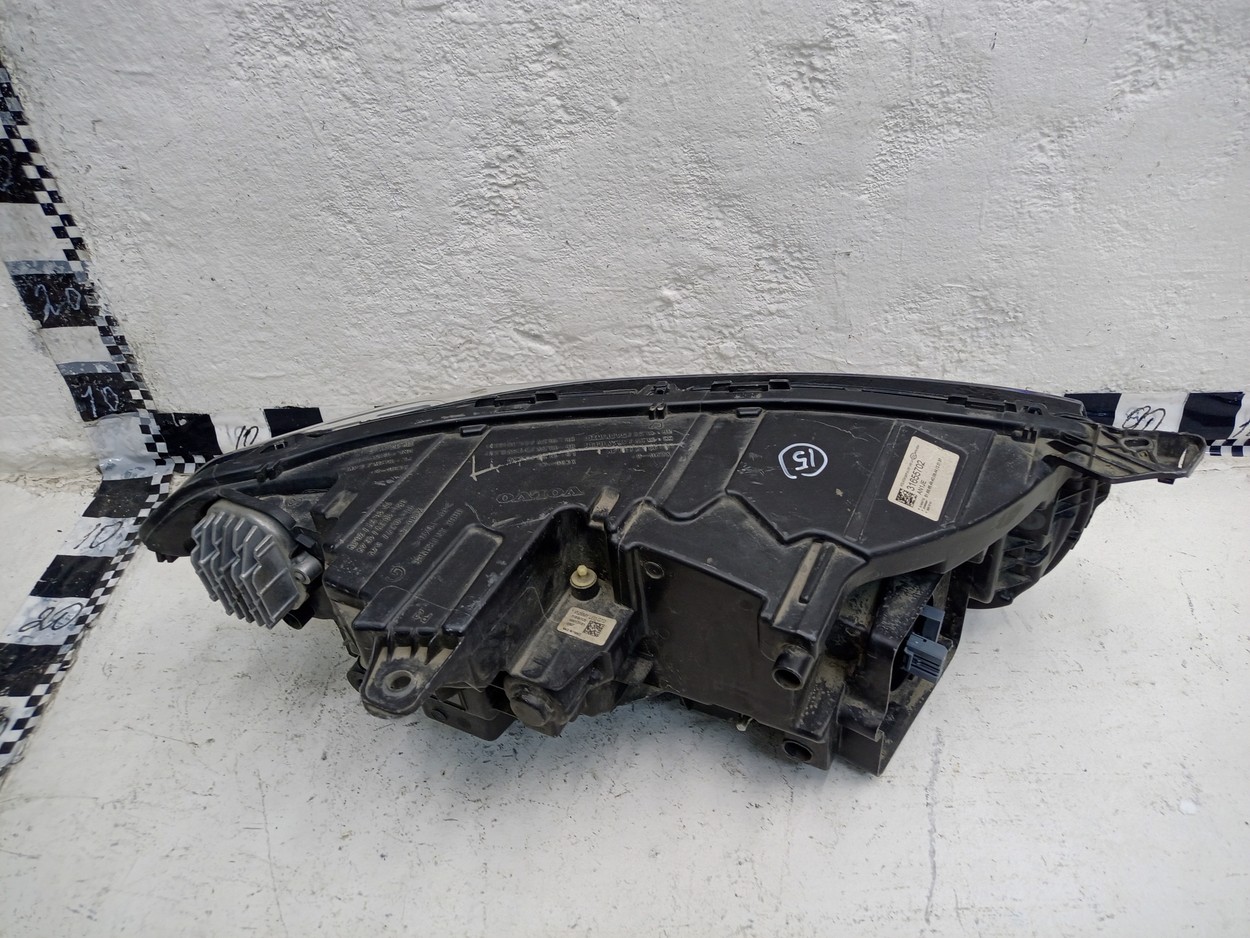 Фара передняя левая Volvo XC90 2 Full LED
