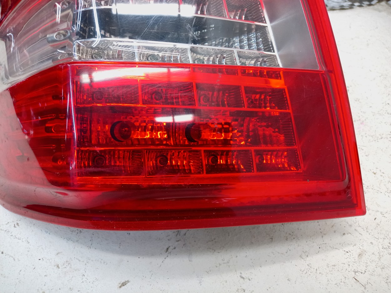 Фонарь задний левый Mercedes Benz M-Klasse W164 Restail