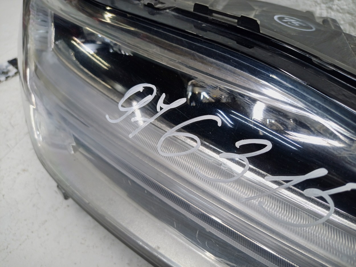Фара передняя правая Volvo XC90 2 Full LED