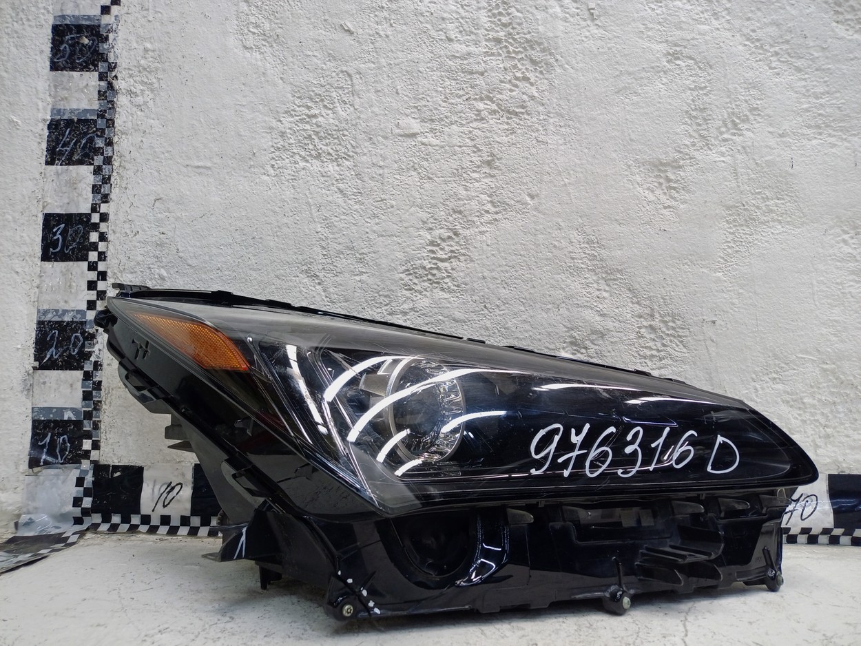 Фара передняя правая Lexus NX Restail LED