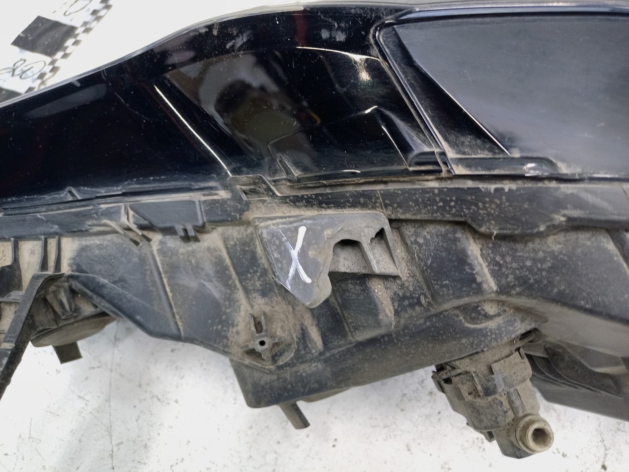 Фара передняя правая Citroen C4 2 Restail галоген