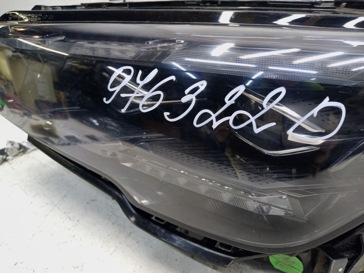 Фара передняя левая Geely Monjaro LED