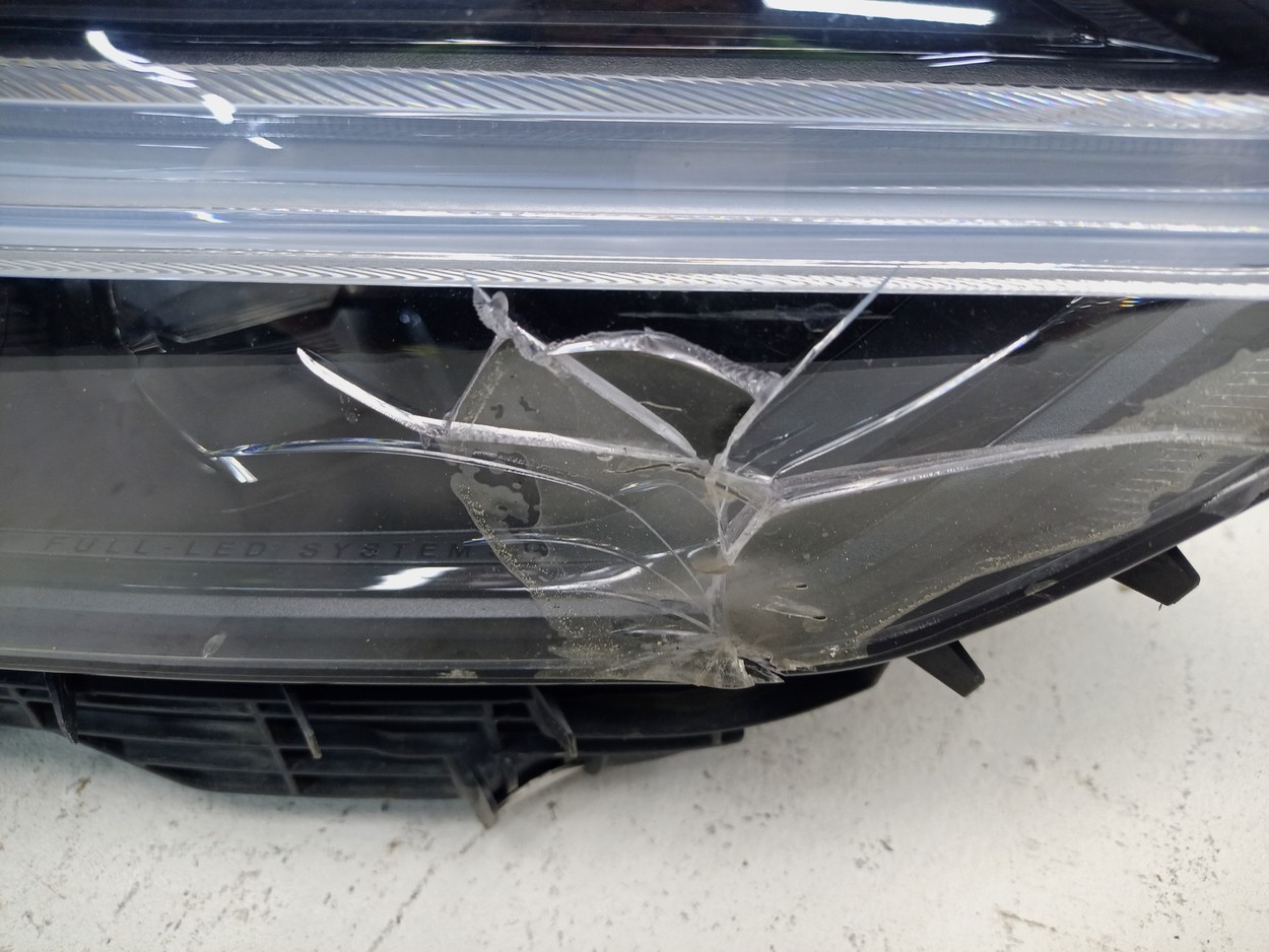 Фара передняя правая Volvo XC60 2 Restail