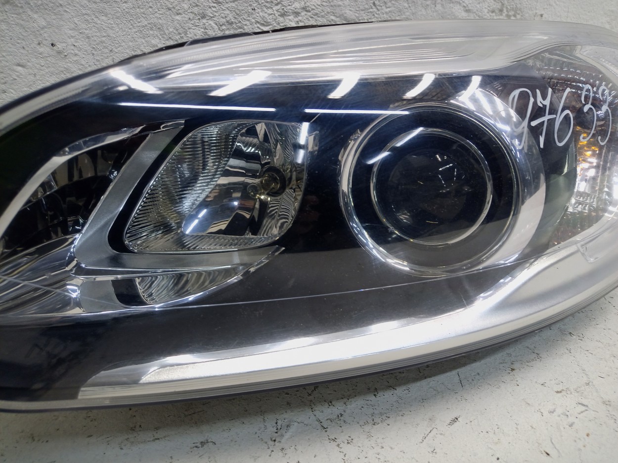 Фара передняя левая Volvo XC60 1 Restail ксенон адаптив