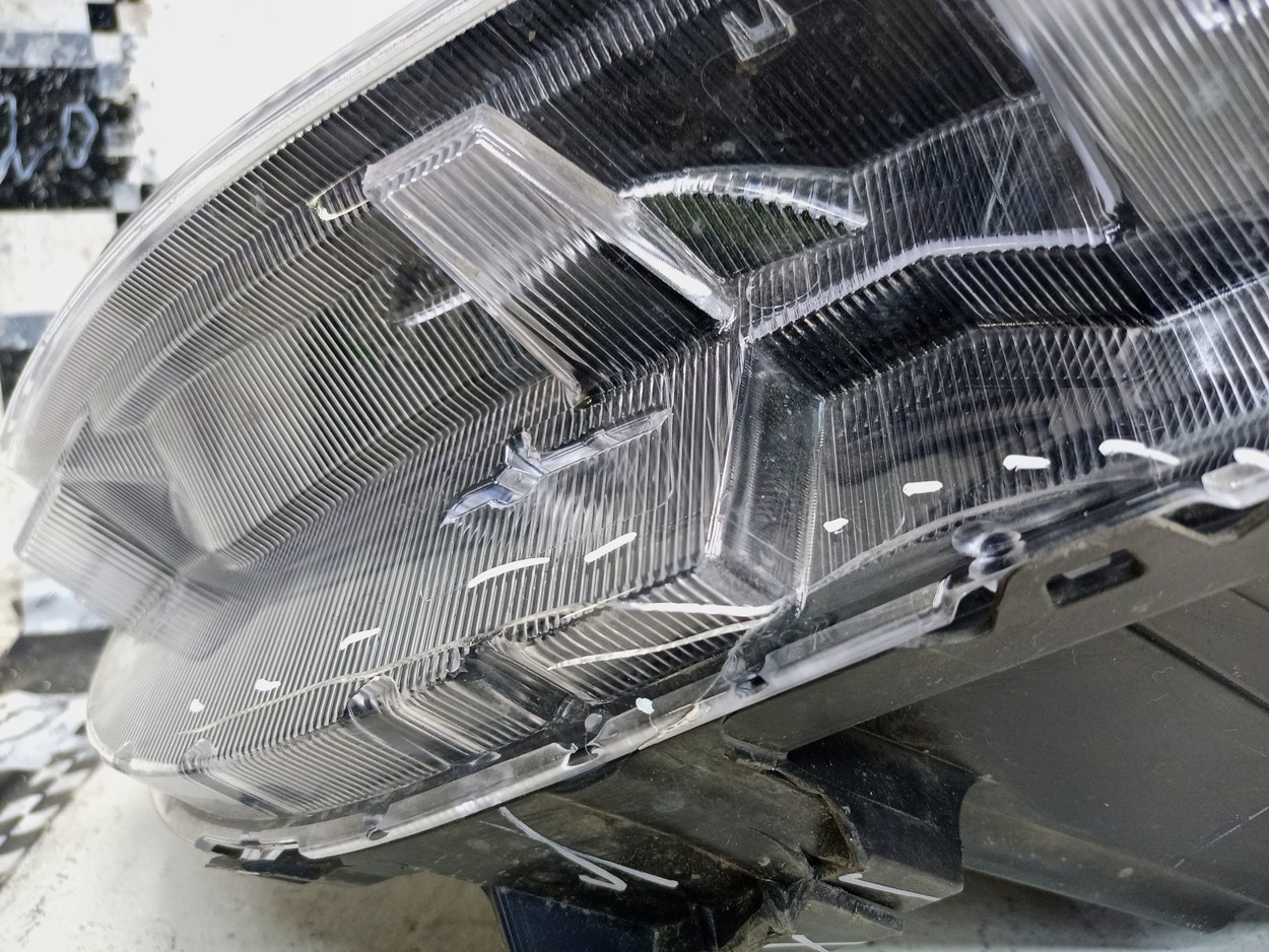 Фара передняя левая Haval Jolion LED