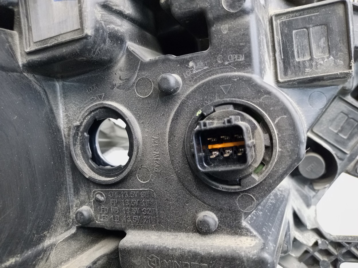Фара передняя левая Haval M6 2 LED