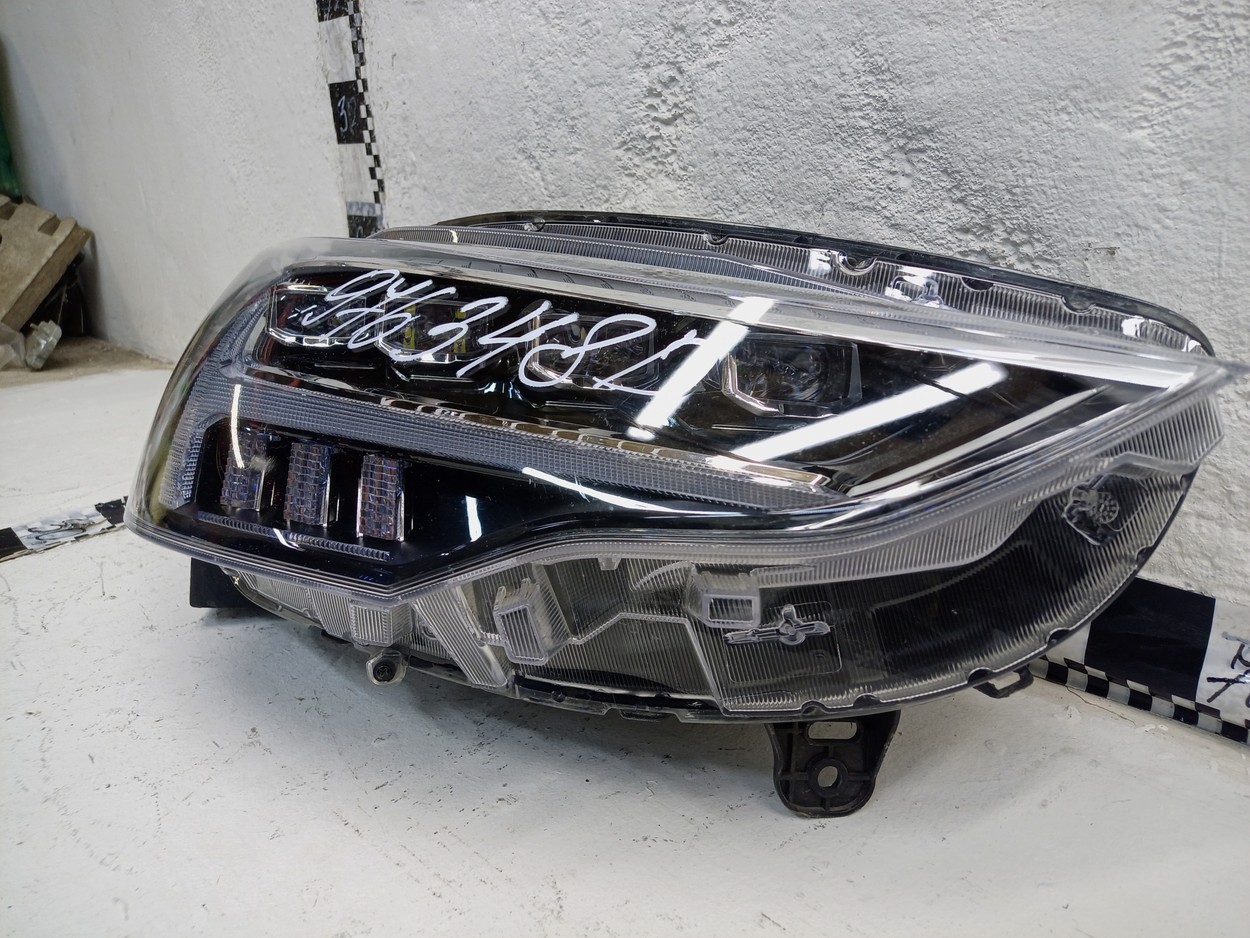 Фара передняя правая Haval Jolion LED