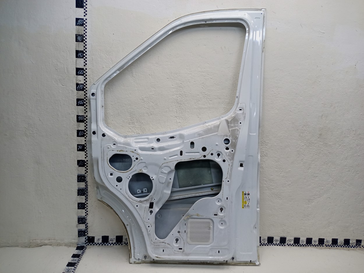 Дверь передняя правая Ford Transit 7