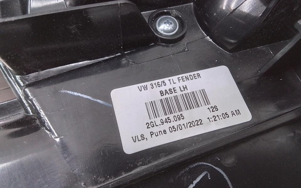 Фонарь задний левый наружный Volkswagen Taos LED